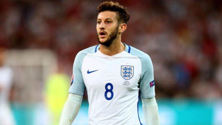 Adam Lallana saat berseragam timnas Inggris Copyright: Getty Images