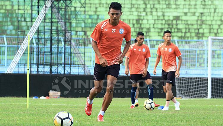 Dedik Setiawan menjadi satu-satunya kejutan dalam pemanggilan tim nasional senior tahun ini. Copyright: Ian Setiawan/INDOSPORT