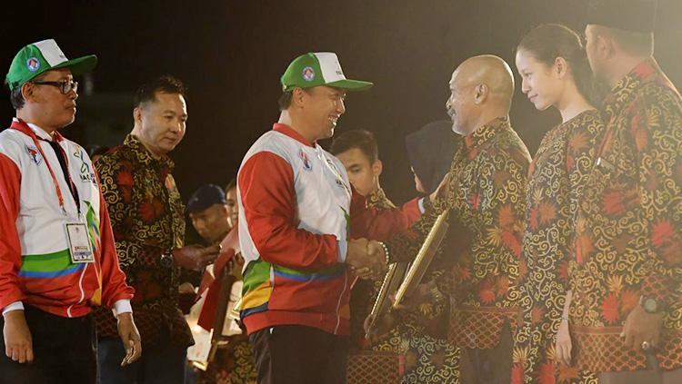 Kemenpora beri penghargaan pelaku, pembina dan penggerak pada puncak haornas 2018.
