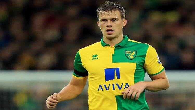 Bek Wolverhampton Wanderers, Ryan Bennett. - INDOSPORT