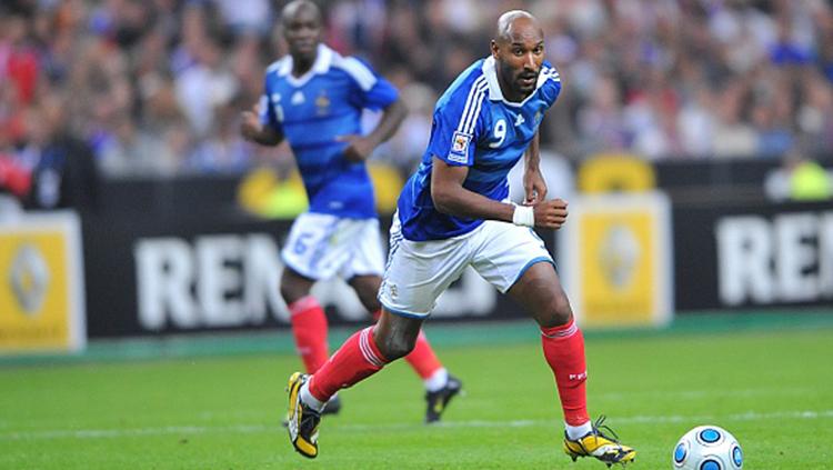 Nicolas Anelka saat berseragam timnas Prancis di Kualifikasi Piala Dunia 2010. Copyright: Getty Images/Dave Winter