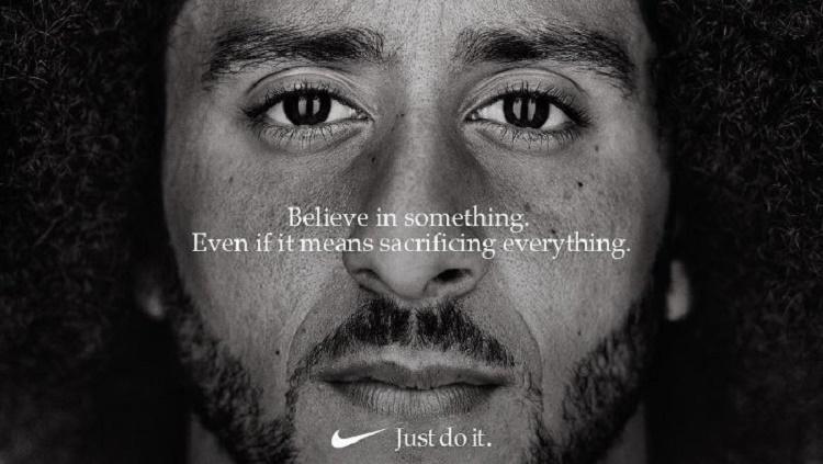 Colin Kaepernick berkolaborasi dengan Nike dalam kampanye 30 tahun