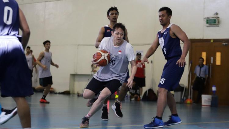 Freestyle Basket Jalanan. Copyright: LA Streetball