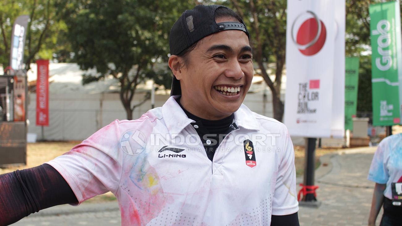 The Color Run 2018 baru saja digelar. Aprilia Manganang ikut serta dalam lari santai yang berlangsung di area Gelora Bung Karno, Senayan, Jakarta pada Minggu (16/09/18). - INDOSPORT