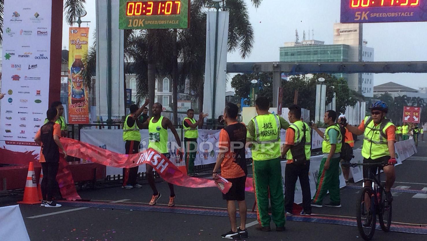 Tiga Belas Pelari Kenya Dominasi Serpong Green Warrior Run 2018. Copyright: Daniel Ramos Putra/Indosport.com