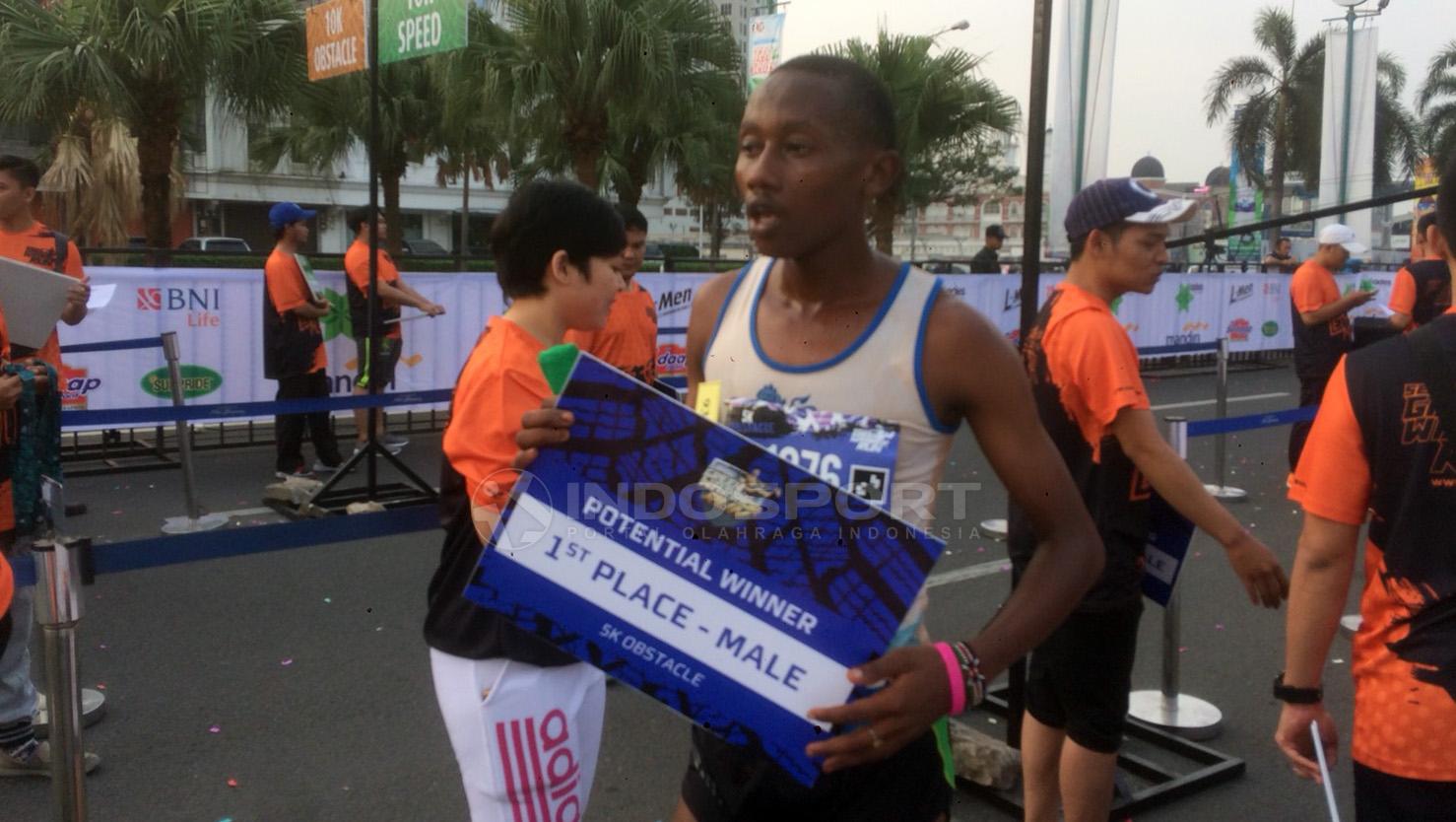 Tiga Belas Pelari Kenya Dominasi Serpong Green Warrior Run 2018. Copyright: Daniel Ramos Putra/Indosport.com