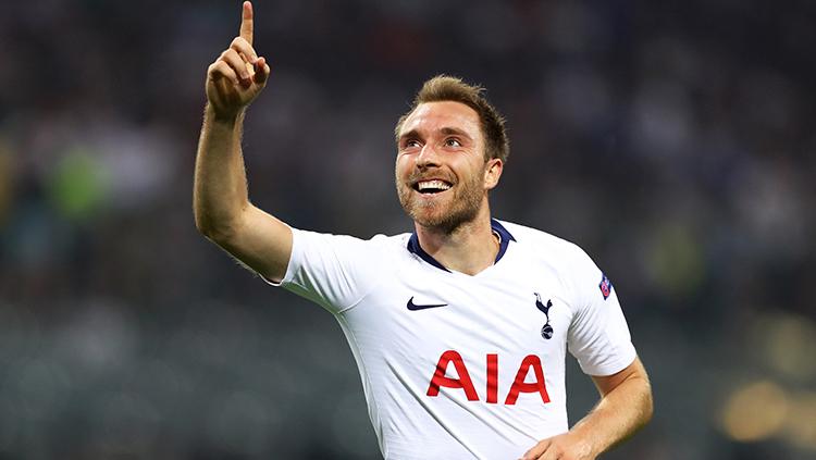 Chrstian Eriksen berselebrasi usai mencetak gol ke gawang Inter Milan. Copyright: Getty Images/Dan Istitene