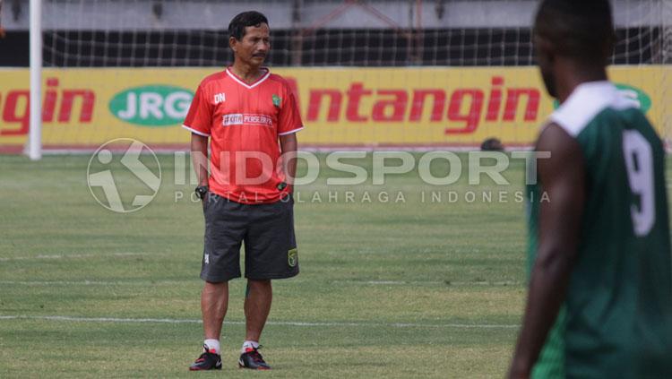 Djajang Nurdjaman, pelatih Persebaya Surabaya. Copyright: Fitra Herdian/Wiki