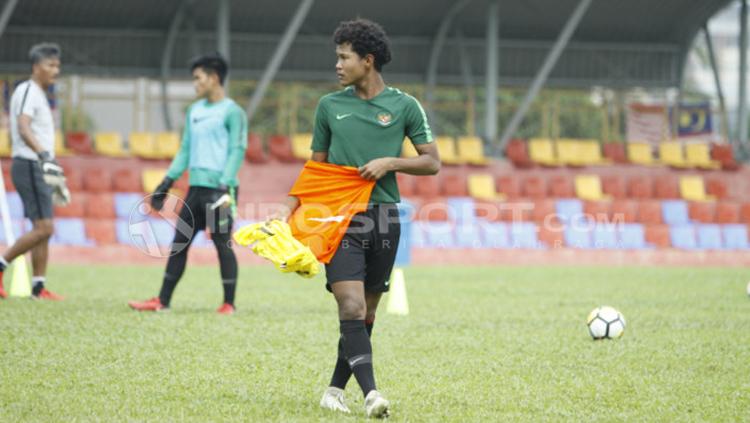 Bagus Kahfi saat latihan Timnas Indonesia. - INDOSPORT