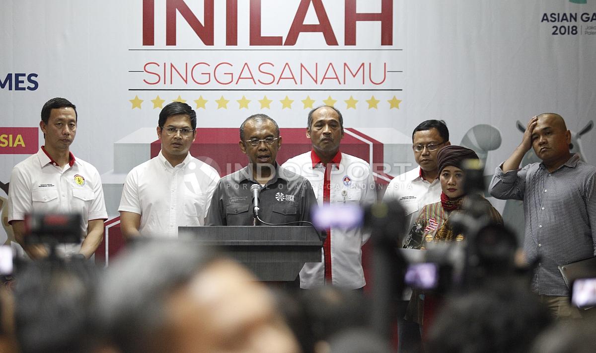 Jumpa Pers Kemenpora dan BOPI beberapa waktu yang lalu. Kemenpora dikabarkan tidak sejalan dengan BOPI terkait subsidi bagi industri olahraga di tengah pandemi Corona.