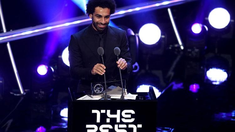 Mohamed Salah raih gelar Puskas Award 2018.