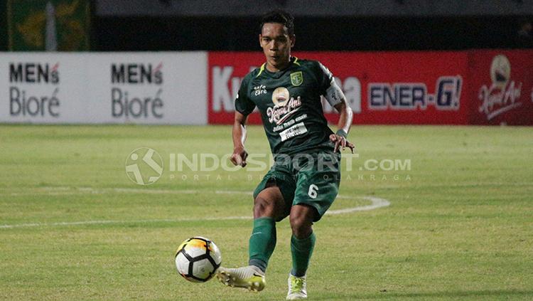 Misbakhus Solikin saat laga lawan Mitra Kukar.