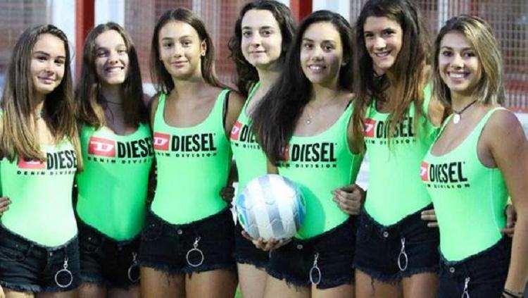 Gadis dibawah umur ini menggantikan peran ballboy di klub Vicenza Virtus Copyright: twitter/RadioVicenza