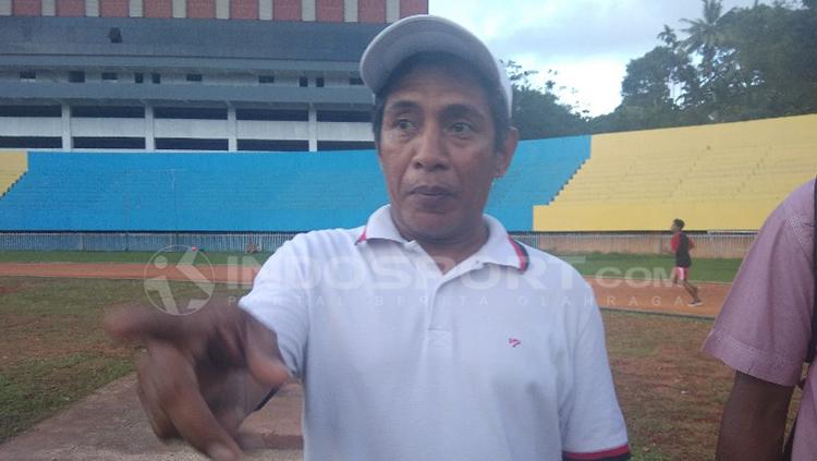 Asisten Manajer Persipura, Bento Madubun.
