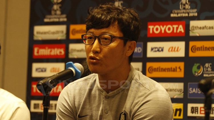 Pelatih Korea Selatan, Kim Jung Soo.