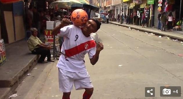 Suporter Peru Copyright: Daily Mail