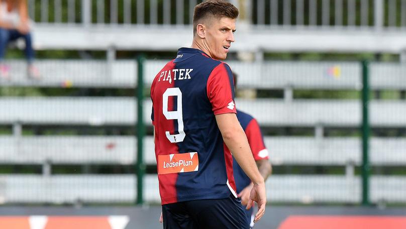 Krzysztof Piatek pemain Genoa yang menjadi incaran AC Milan. - INDOSPORT