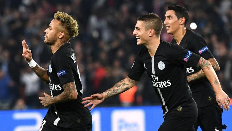 Neymar merayakan gol saat PSG vs Red Star di Liga Champions.