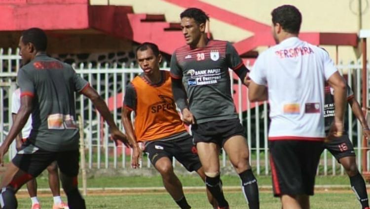 Sesi latihan Persipura Jayapura. Copyright: Istimewa