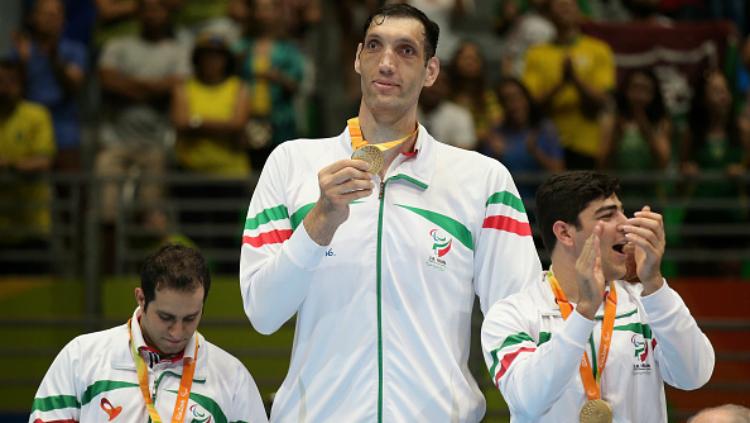 Morteza Mehrzad, pemain voli duduk Iran di Paralimpiade 2016. - INDOSPORT