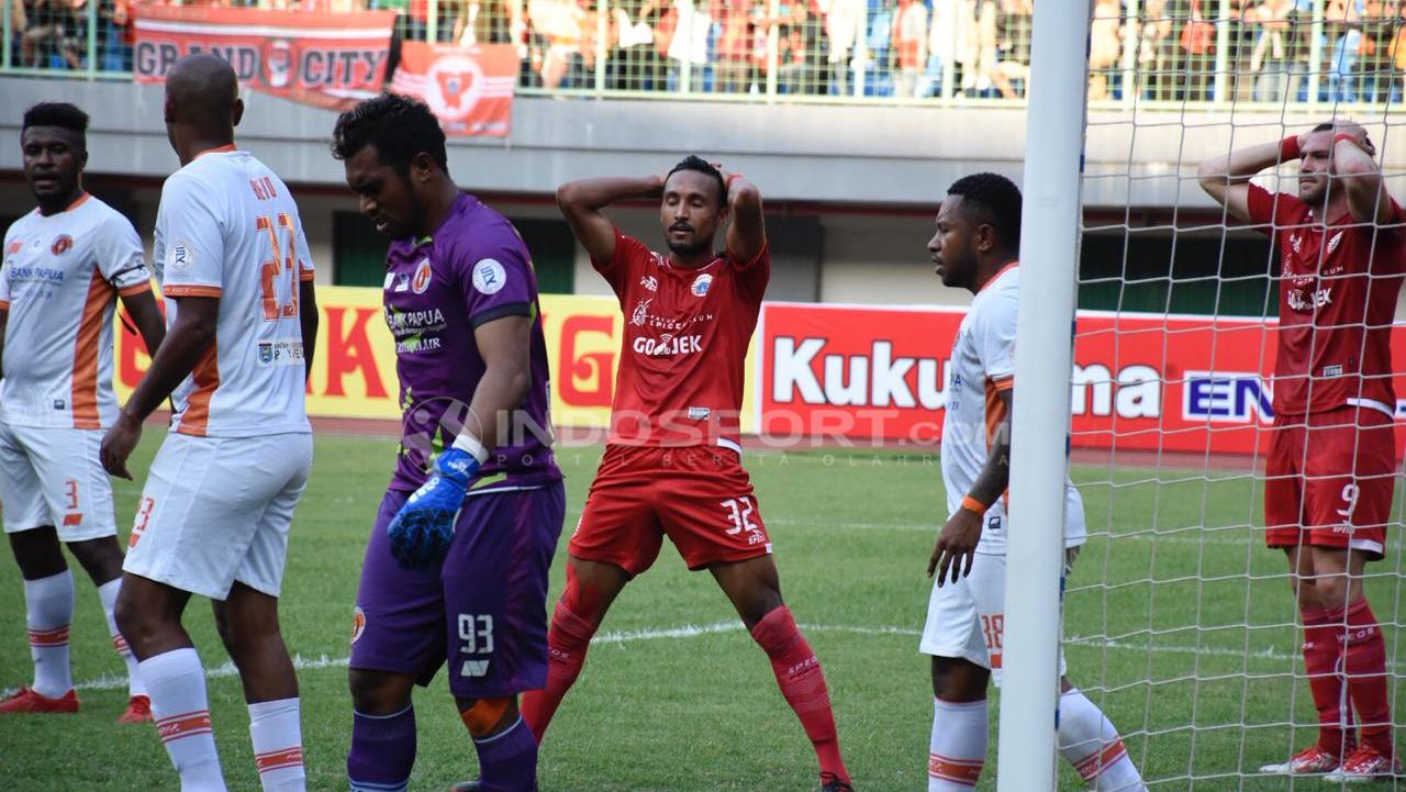 Persija Jakarta vs Perseru Serui Copyright: Herry Ibrahim/Indosport.com