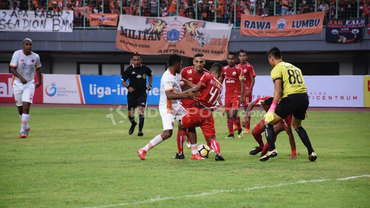 Persija Jakarta vs Perseru Serui Copyright: Herry Ibrahim/Indosport.com