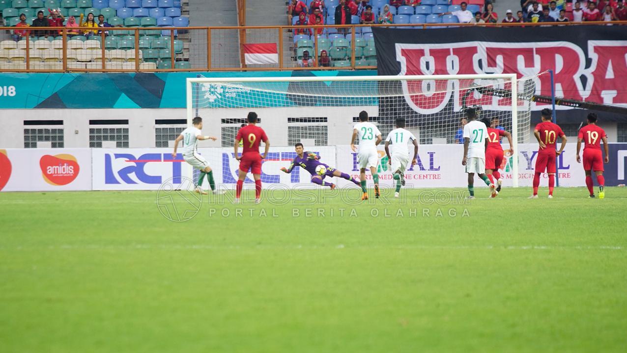 Penalti yang didapat pemain Timnas Arab Saudi U-19 saat melawan Timnas Indonesia U-19.