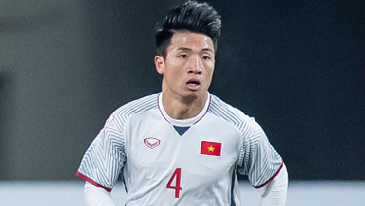 Timnas Vietnam hadapi Piala AFF 2022 tanpa skuad terbaik setelah Bui Tien Dung dan Phan Van Duc positif Covid-19. - INDOSPORT