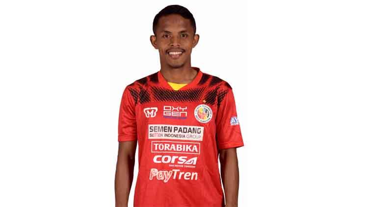 Pemain Semen Padang, Abdul Rahman Lestaluhu pernah bermain di CS Vise Copyright: http://semenpadangfc.co.id