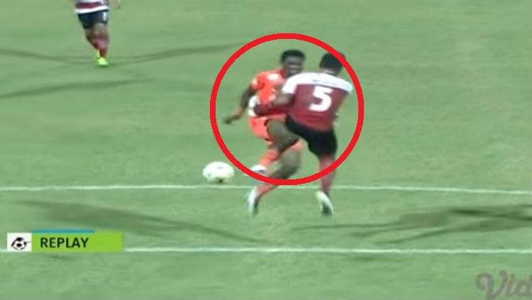 Tabrakan Osas Saha dengan Munhar.