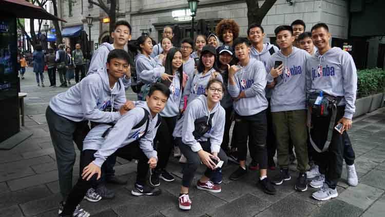 Seluruh Jr. NBA All-Stars 2018 dari Indonesia, Malaysia, Filipina, Singapura, Thailand, dan Vietnam memulai kegiatan NBA Experience Trip di Shanghai, Kamis (04/10018) kemarin. - INDOSPORT