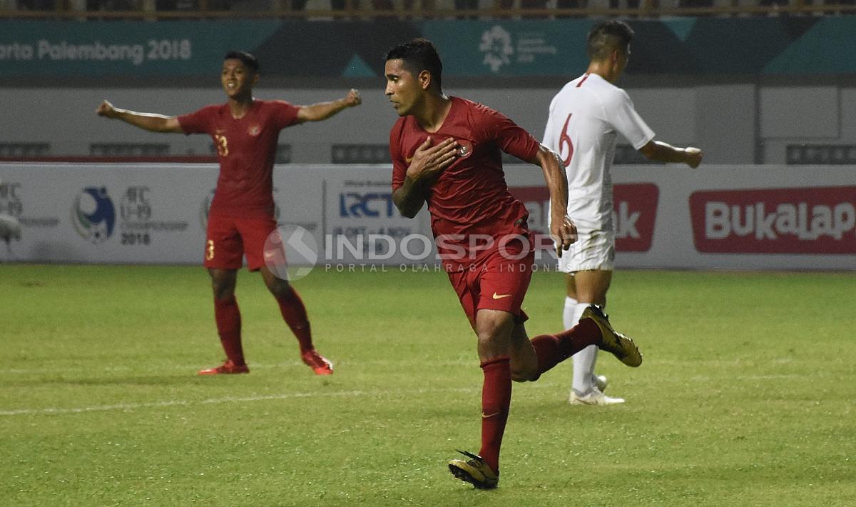 Selebrasi striker Timnas Indonesia, Beto Goncalves usai membobol gawang Hongkong