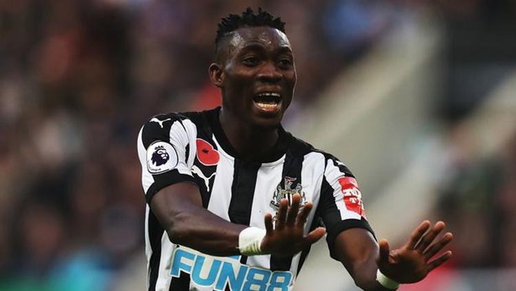 Mantan pemain Everton, Newcastle United, dan Chelsea, Christian Atsu dikonfirmasi meninggal dunia dalam gempa dahsyat yang melanda Turki awal bulan ini.