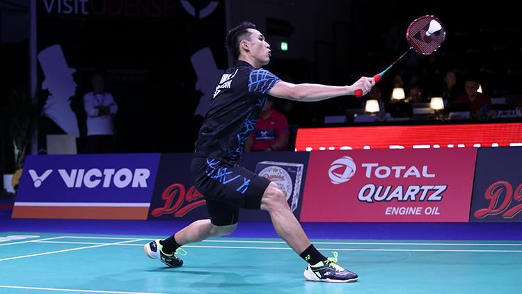 Jonatan Christie saat tampil di Denmark Open 2018.