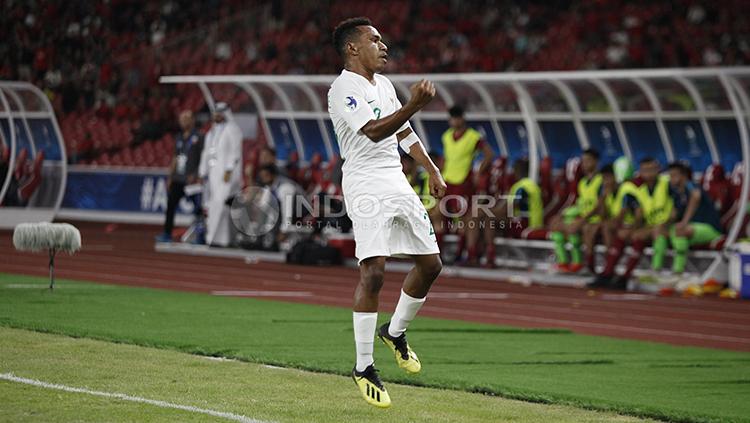 Todd Rivaldo Ferre saat berselebrasi usai mencetak gol ke gawang Qatar U-19. Copyright: Herry Ibrahim/INDOSPORT
