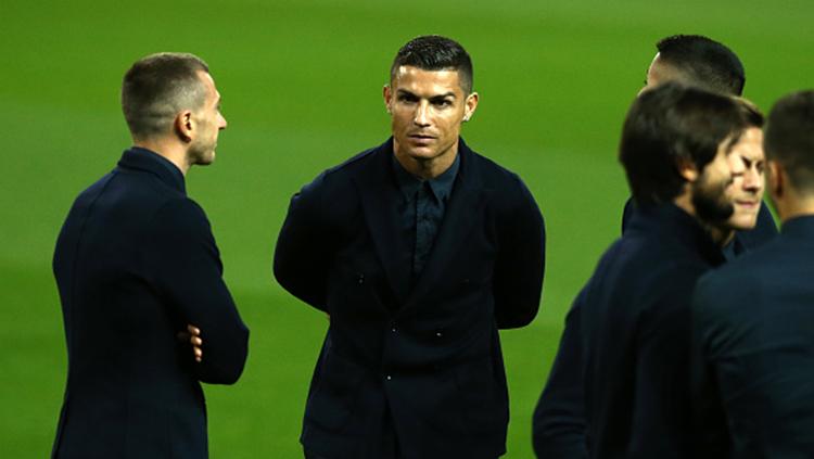 Saran dari seorang Cristiano Ronaldo ternyata masih terngiang-ngiang di benak pemain Aston Villa, Anwar El Ghazi. - INDOSPORT