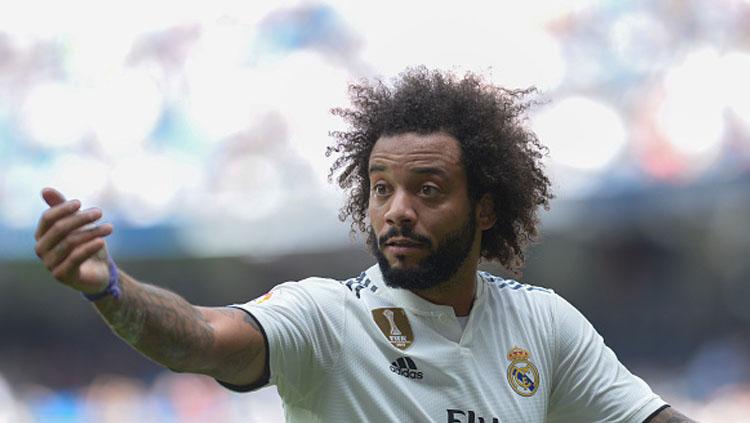 Eks pemain klub Liga Spanyol (LaLiga), Real Madrid, Marcelo menangis usai patahkan kaki Luciano Sanchez di Copa Libertadores.