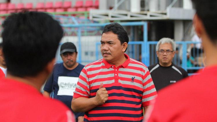 Presiden Madura United Achsanul Qosasi memberikan saran tak diduga usai dampak virus corona (covid-19) merebak di Indonesia.