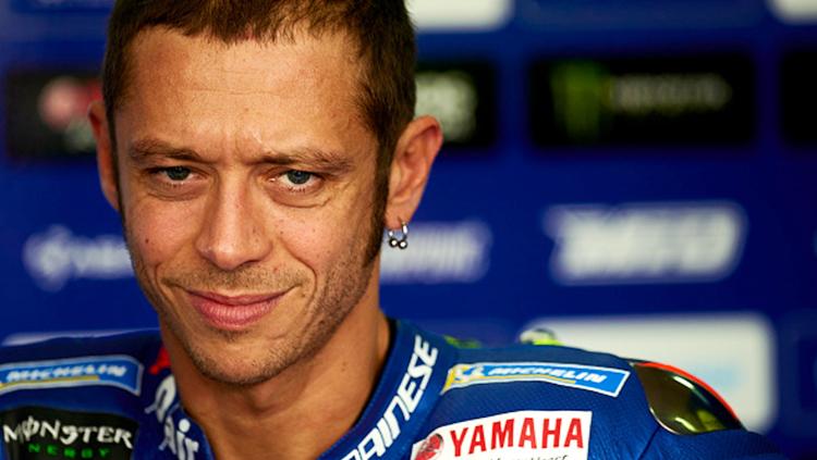 MotoGP San Marino di Sirkuit Misano menghadirkan cerita menarik yakni persaingan Valentino Rossi dengan dua anak didik dari akademi balap VR46.