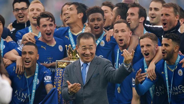 Mendian Vichai Srivaddhanaprabha saat Leicester City memenangkan Premier League.