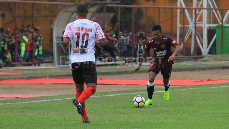 PSM Makassar vs Persipura Jayapura. Copyright: Wira Wahyu Utama/INDOSPORT