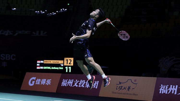 Anthony Ginting kandaskan Jonatan christie di perdelapanfinal Fuzhou China Open 2018.