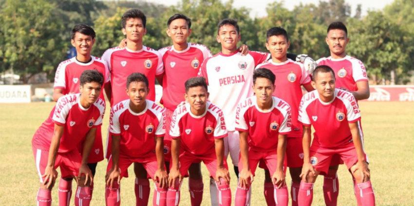 Jelang Liga 2 2020, Persekat Tegal kedatangan pemain muda berbakat yakni Adhe Owen yang musim lalu menjadi kapten Persija di kompetisi Elite Pro Academy.