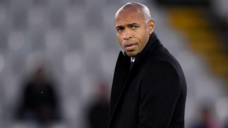 Striker legendaris Arsenal, Thierry Henry, dikabarkan diminati oleh klub Liga Prancis, Bordeaux, yang tengah mencari pelatih anyar. - INDOSPORT