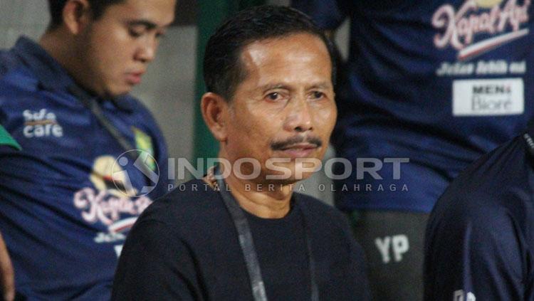 Djajang Nurdjaman, pelatih Persebaya Surabaya. Copyright: Fitra Herdian/INDOSPORT