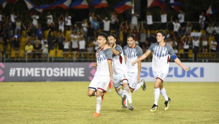 Selebrasi para pemain Filipina usai cetak gol ke gawang Singapura di Piala AFF 2018.