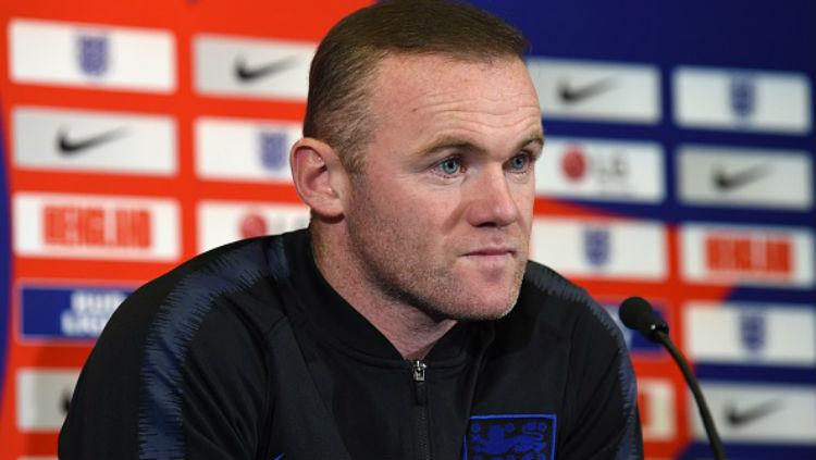 Wayne Rooney saat sesi konferensi pers bersama Timnas Inggris.