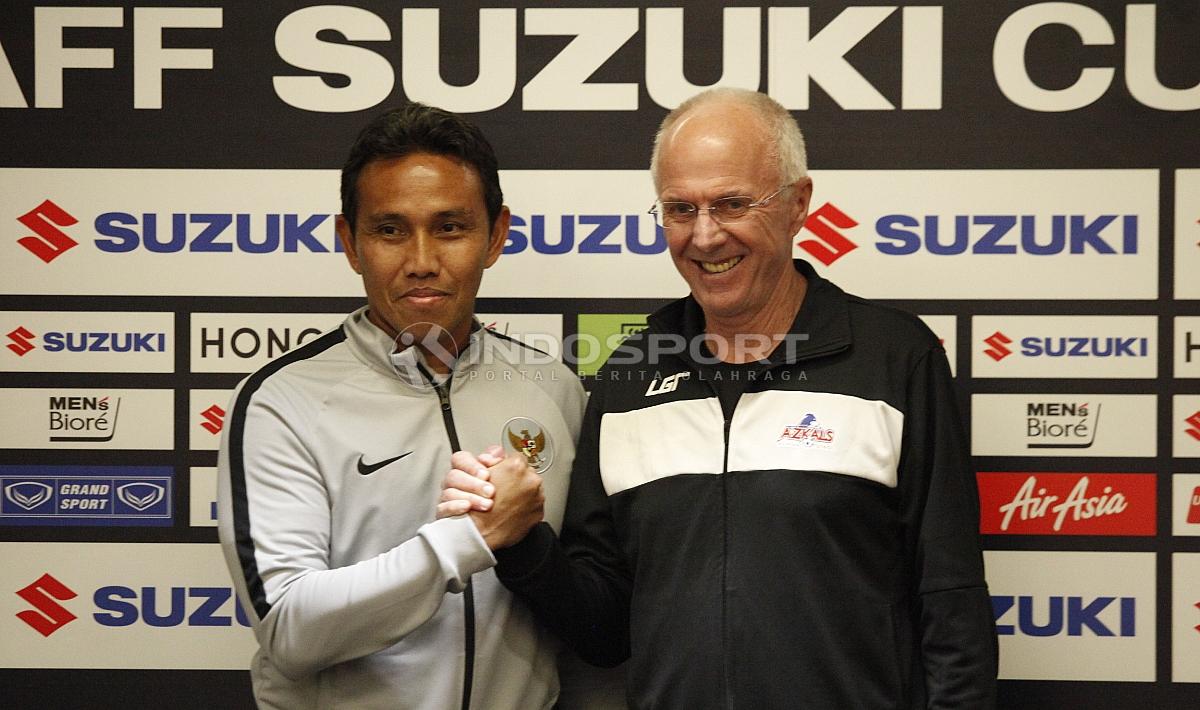 Pelatih Timnas Indonesia, Bima Sakti dan Sven-Goran Eriksson, pelatih Timnas Filipina.