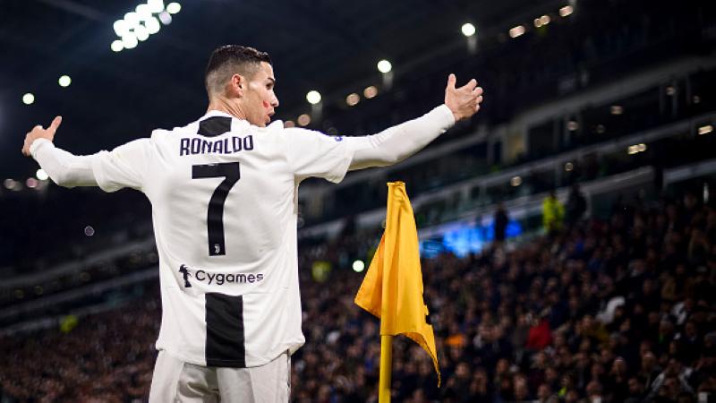 Cristiano Ronaldo selebrasi pasca cetak gol ke gawang SPAL