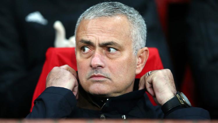 Jose Mourinho menyempatkan diri menonton langsung pertandingan Divisi Championship Liga Inggris antara Fulham vs Nottingham Forest di Craven Cottage, Sabtu (24/8/19) lalu.